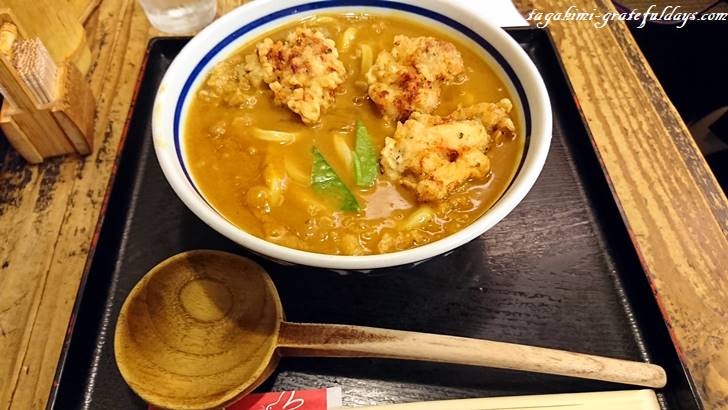 満足度が半端ない！梅田にある兎麦のカレーうどんは大盛無料！